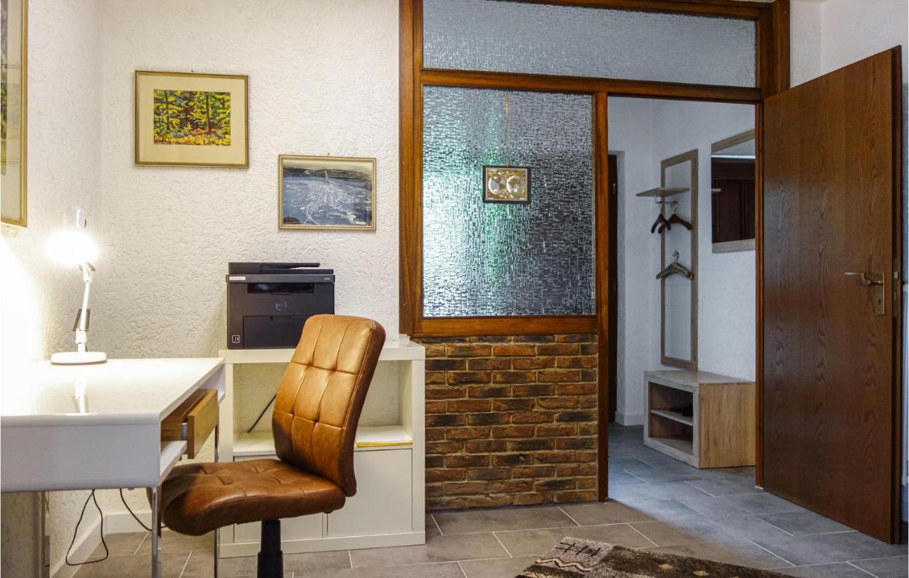Beautiful Apartment In Dillenburg With Kitchen Zewnętrze zdjęcie