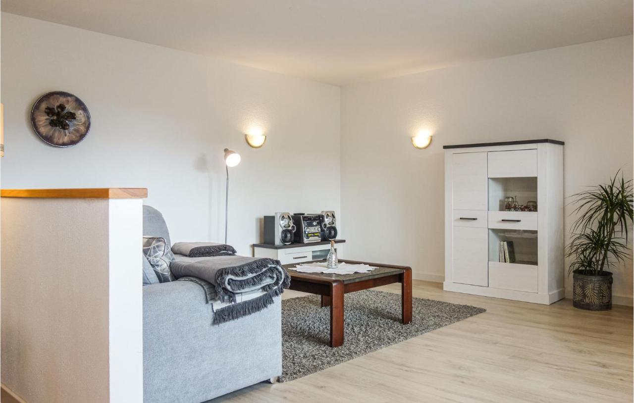 Beautiful Apartment In Dillenburg With Kitchen Zewnętrze zdjęcie